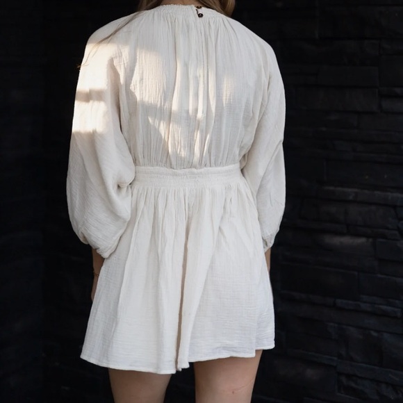 ShopIvoryBuck Sunday Brunch Linen Mini Dress Size L in Cream - NWT✨ - Picture 6 of 9